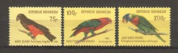 Indonesia 1980 Mi 988-990 MNH BIRDS (B) - Papagayos