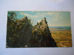 SAN MARINO  BIG  POSTCARDS 1982  PRIMA TORRE  CASTLE BACK 4 STAMPS - Saint-Marin