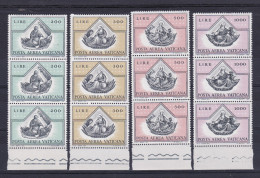 1971 Vaticano Vatican EVANGELISTI 3 Serie Di 4 Valori Striscia MNH** EVANGELISTS Strip - Nuevos