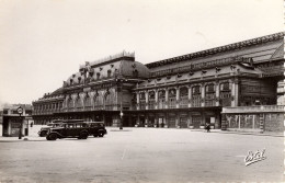 CPA Gare Des Brotteaux - Lyon (Rhône) Avec Automobiles - Lyon 6