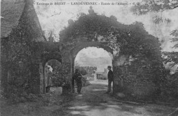 LANDEVENNEC - Entrée De L'Abbaye - Animé - Landévennec