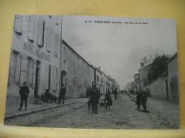 40 2773 VUE RARE. CPA 1904 - 40 ROQUEFORT - LA RUE DE LA GARE - ANIMATION - Roquefort