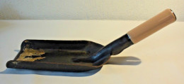 C36 Ancien Pelle à Charbon Poignée En émaillé - Strumenti Antichi