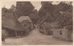 Postcard Cockington Forge Torquay Devon My Ref B14861 - Torquay