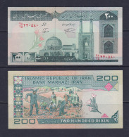 IRAN -  1982 200 Rials UNC/aUNC  Banknote - Iran