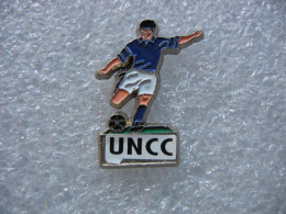 Pin's Du Club De Football UNCC - Football