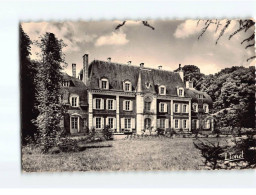 LE LOUROUX BECONNAIS : Le Château, Façade Principale - Très Bon état - Le Louroux Beconnais