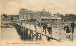 ARCACHON EMBARCADERE ET LE CASINO - Arcachon