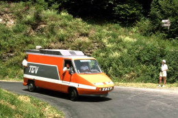 Renault Master Utilitaire De Publicité Pour SNCF TGV Sur Le Tour De France 1985 -  15x10cms  PHOTO - Trucks, Vans &  Lorries