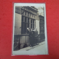 CARTE PHOTO CORDONNERIE LIEU A IDENTIFIER - Artesanal