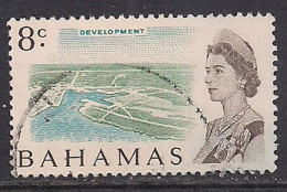 Bahamas 1966 QE2 8c SG 300 Used ( E878 ) - 1963-1973 Ministerial Government