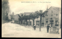 Saint Cheron La Place De La Republique - Saint Cheron