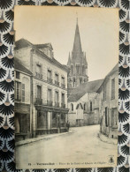 VERNOUILLET - Place De La Croix Et Abside De L'Eglise - Vernouillet