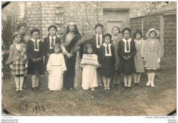 CARTE PHOTO AVRIL 1933 ECOLE PAROISSIALE DES FILLES LIEU NON IDENTIFIE - Te Identificeren