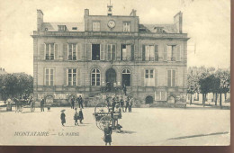 Montataire La Mairie Avec Un Petit Remouleur - Montataire