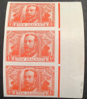 New Zealand 1920 KGV 1s 'Victory' XF MNH** IMPERF PLATE PROOF STRIP OF 3, SG 458 Var. (Lion Maory - Nuovi