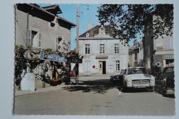 CPSM Grand Format 1969 BESSINES La Mairie - Peugeot 404 - NOV29 - Bessines Sur Gartempe