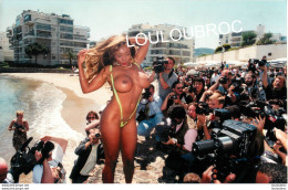 FESTIVAL DE CANNES 96 CEREMONIE DE REMISE DES HOT D'OR  PHOTO DE PRESSE ANGELI 27 X 18 CM R4 - Pin-Ups