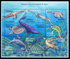 Mozambique - 1999 - Fauna -  Animals That Ruled The Earth - MNH - Mozambique