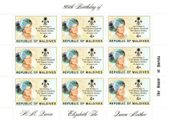 Maldives Cat 896 1980 80th Anniversary Queen Mother Sheetlet, Mint Never Hinged - Maldives (1965-...)