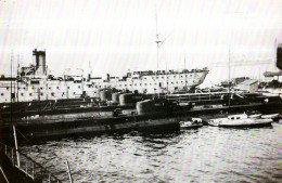 Sous Marins Type Monge à Couple - Boats