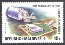 Maldive Islands Sc# 637 MNH 1976 10r Intelsat IV-A - Maldivas (1965-...)