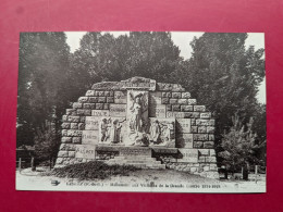 LEZOUX    Correspondance MONUMENT AUX VICTIMES DE GUERRE MORTS 14 18 - Lezoux