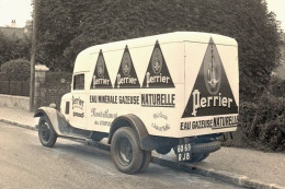 Latil Camion De Publicité Pour L'eau Minérale PERRIER Sur Le Tour De France 1935  -  15x10cms  PHOTO - Trucks, Vans &  Lorries