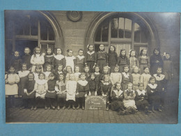 Carte Photo Arlon Ecole Communale Des Filles 3e Année Section A - Arlon