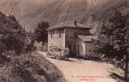 Les Grands Goulets (Drôme) Le Refuge, Autobus - Carte P.L. N° 80 Non Circulée - Autres & Non Classés