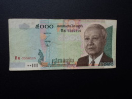 CAMBODGE * : 5000 RIELS  2004   P 55c     B+ - Cambodia