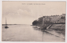 Delcampe - AK 199861 FRANCE - Blaye - La Citadelle - Les Bords De La Gironde - Blaye