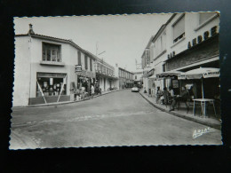 L'ILE D'OLERON             ST PIERRE      RUE DE LA POSTE - Saint-Pierre-d'Oleron