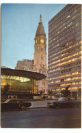 Etats-Unis - Pennsylvania - Voitures - Automobile - Philadelphia - Twilight View - From Left To Right Hospitality Center - Philadelphia