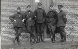 BJ22 - CARTE PHOTO - MILITAIRES BELGES VERS 1925 - Uniform