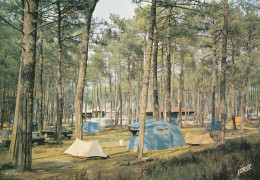 SOUSTONS CAMPING MUNICIPAL "L'AIRIAL" AU BORD DU LAC CPSM 10X15 TBE - Soustons