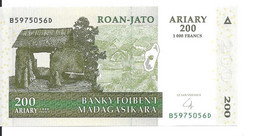 MADAGASCAR 200 ARIARY 2004 UNC P 87 B - Madagaskar