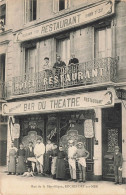 Rochefort Sur Mer * Devanture Bar Du Théâtre Hôtel Restaurant , Rue De La République * Commerce - Rochefort