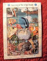 ST VINCENT GRENADINES, Poissons, Faune Marine, International Year Of The Ocean. Emis En 1998. Feuillet 9 Valeurs - Fische