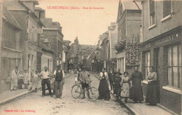 Le Neubourg * Rue De Conches * Café DIOLOGENT * Meunerie * Villageois - Le Neubourg