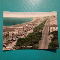 Cartolina Viareggio - Panorama - Viali E Spiaggia. Viaggiata 1958 - Viareggio