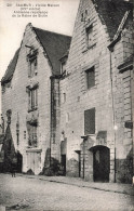 FRANCE - Saumur - Vue Générale D'une Vieille Maison - Ancienne Résidence De La Reine De Sicile - Carte Postale Ancienne - Saumur