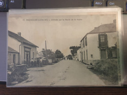 77. Préfailles (Loire-Inf.) - Arrivée Par La Route De La Plaine - Préfailles