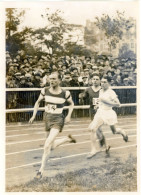 Photo Meurisse Années 1930,Jules Ladoumègue Bat Le Record Du Monde Des 1500 Mètres Au Stade Jean Bouin, Format 13/18 - Sports