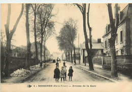 87 BESSINES - AVENUE DE LA GARE - Bessines Sur Gartempe