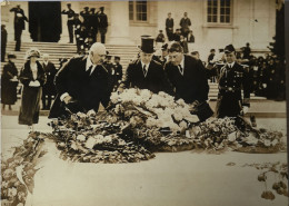 30th. USA President Coolidge 19?? Arlington National Cemetry  Orginal Press Photo Ca 16.5 X 11.5 CM RARE //HOR. Fold! - Beroemde Personen