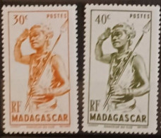 Madagascar  1946,  YT N°301-02  **,  Cote YT 0,375€ - Nuovi