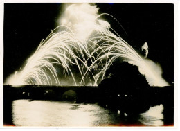 Photo Meurisse Années 1930,feu D'artifice Sur L'île De La Cité, Format 13/18 - Places