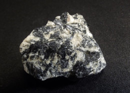 Gedrite In Matrix ( 3 X 2 X 1 Cm ) - Skysshyttan - Ludvika - Sweden - Minerals