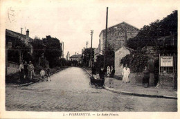 93 - Pierrefitte - La Butte Pinson  //// 27 - Pierrefitte Sur Seine